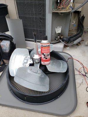 Condenser fan motor replace