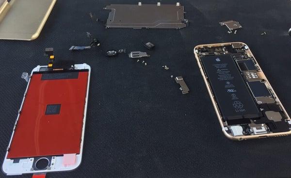 iPhone 6 repair in process