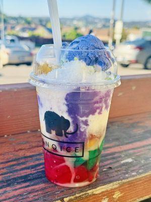 Halo-Halo