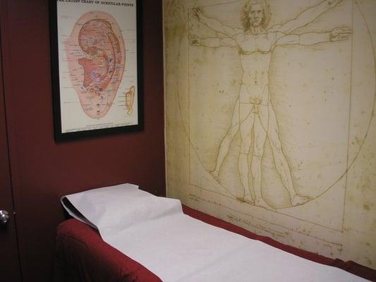 acupuncture/hypnosis room