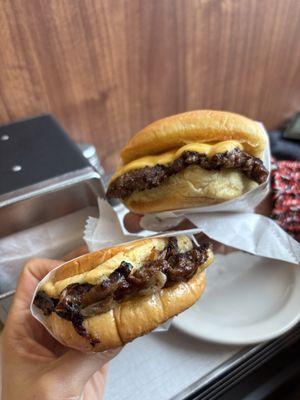 Onion burger (left), classic burger (right)