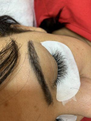 Eyelashes extensions