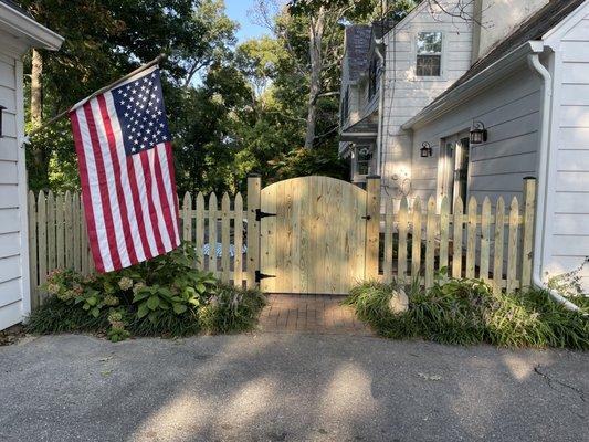 Stackus Fence