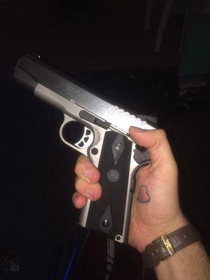 Very clean Ruger SR1911 that I picked up from The Gun Parlor. Amazing handgun.