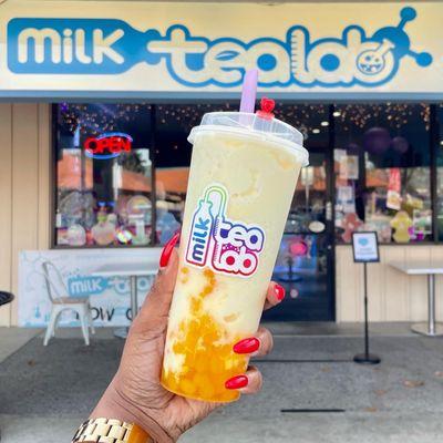 Mango Lovers Milk Tea