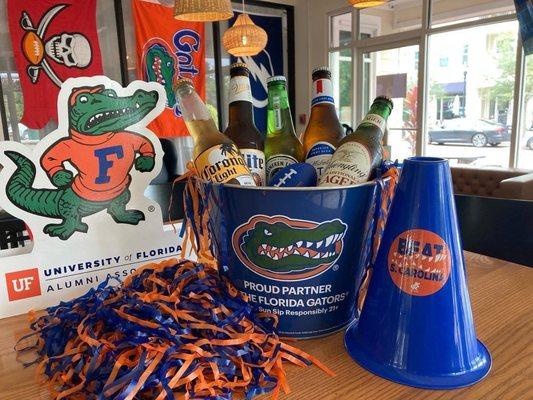 Gators Alumni Football Watch Party, Tampa Gator Club, Fountainhead Wine Bar, Westchase, Tampa