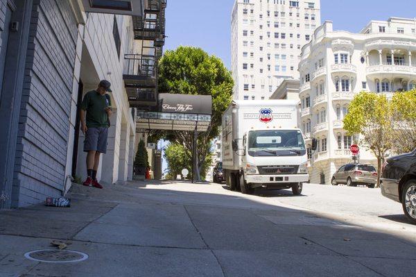 Moving in San Francisco will be done right if you hire Route 66 Moving - professional movers and packers. Call us 7 days a week!