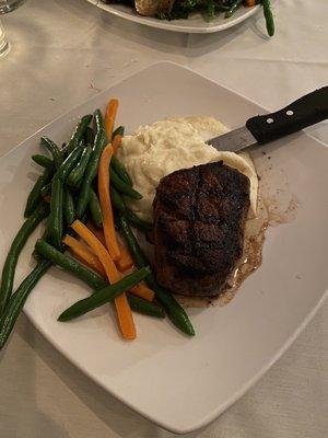 10 oz. filet mignon