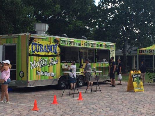 Cubanoz food truck. Cuban sandwiches