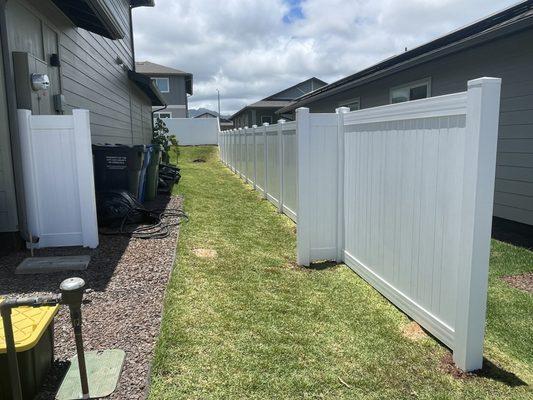 Fence installation with premium panels no