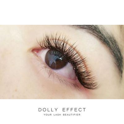 Wake up peacefully every morning with eyelash extensions and shine beautifully with Autumn's rich hues.