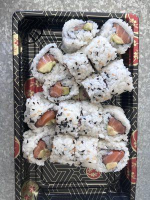 salmon avocado roll