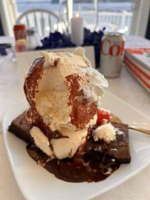 Brownie Sundae. The ice cream was a scoop higher when served !