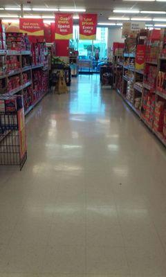 Clean & organized aisle