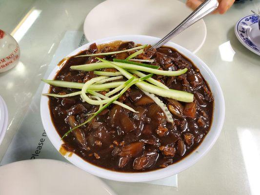 Black bean noodles (jjajang-myeon).