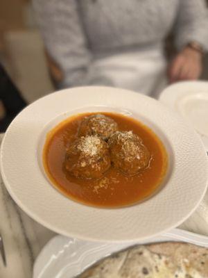 Every day Sunday Gravy meatballs