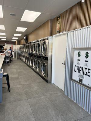 Change machine and folding area