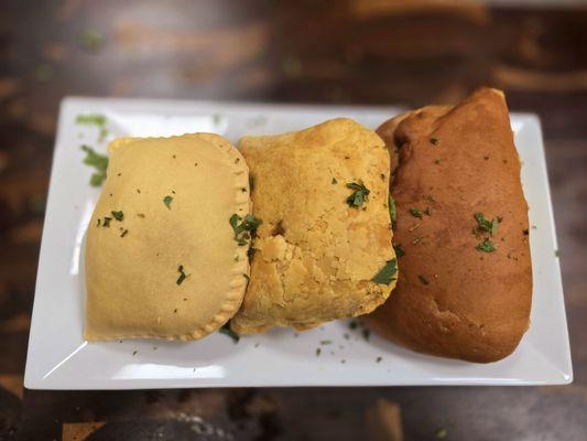 Beef/Chicken patties and Cocobread