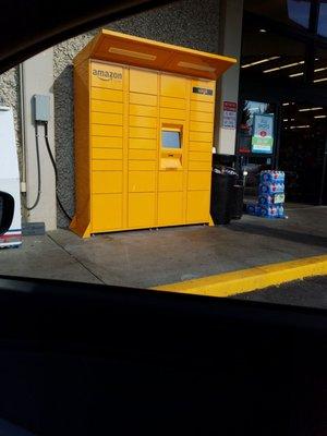 Amazon locker