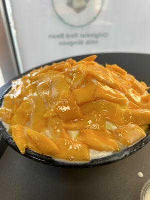 Extra mango bingsoo