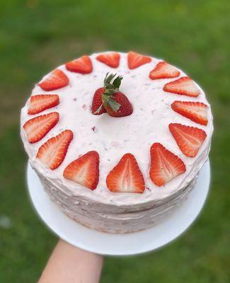 Strawberry Cream Cheese Cake