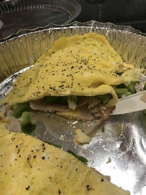 Healthy Omelette- 3 Eggs, Turkey, American Cheese, Peppers ($8.70)