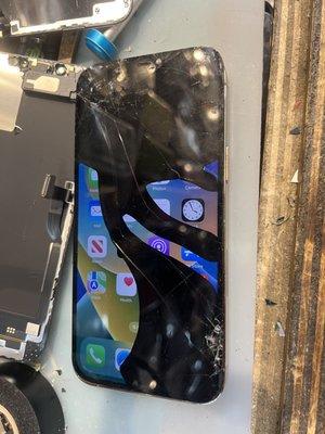 iPhone 12pro max cracked screen