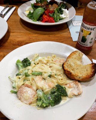 Chicken Broccoli Alfredo