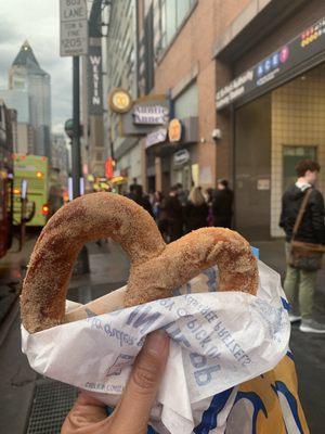 Cinnamon Sugar Pretzel (Right outside the shop)