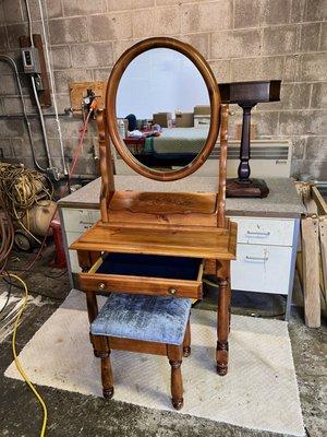 Beautiulf vanity finished by Stephens furniture