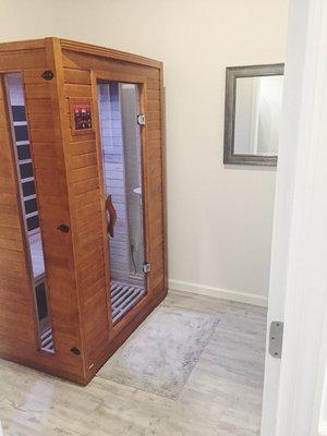 Private infrared sauna with the best price guaranteed!