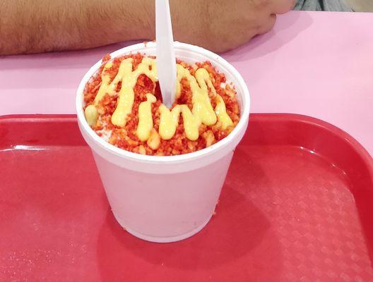 Hot Cheetos esquites