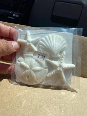 Star fish, sand dollar, sea shell sugar decorations