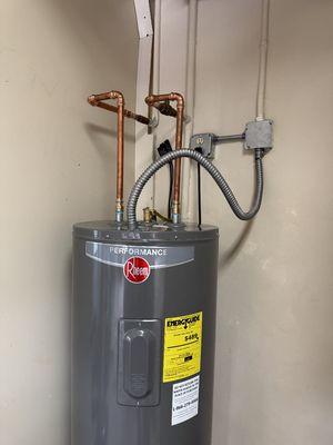 water heater installation in Pinecrest - Miami 305 Plumbing