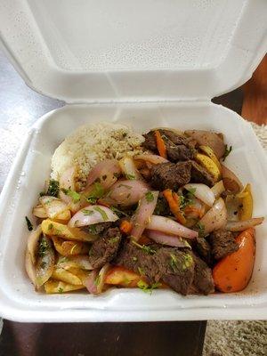 Lomo saltado