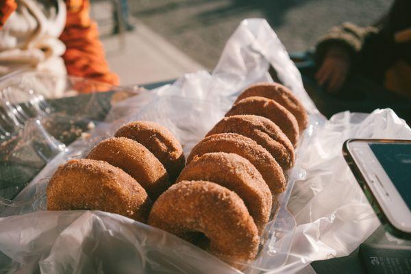 apple cider donuts