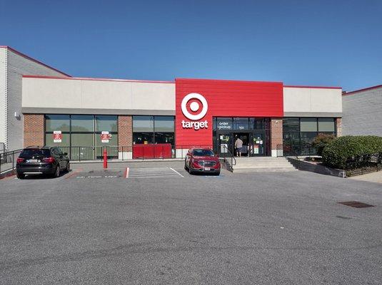 Store front and #parkinglot #target #grocery #pharmacy #hba #clothing @yelpdc