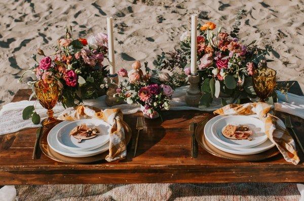 Beach picnic for two, perfect for a proposal. Florals by yours truly!