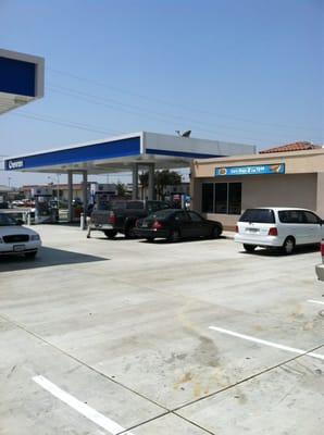 At chevron - corner of la mirada and imperial