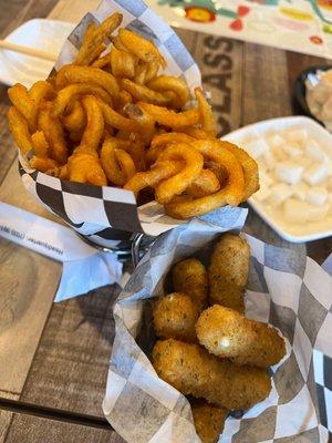 Curly Fries Mozzarella Sticks