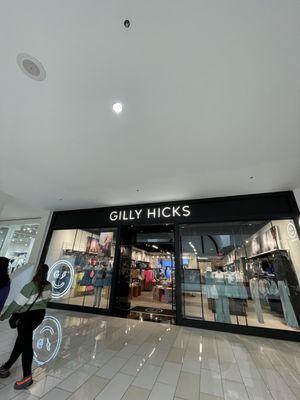 Gilly Hicks