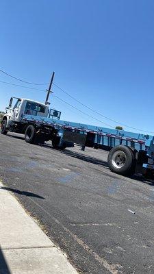 Hi-Desert Truck Driving School