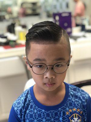 Kid hair cut