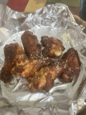 6 Piece Classic Wings Garlic Parmesan