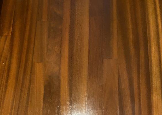 Camura, light and dark hardwood floor