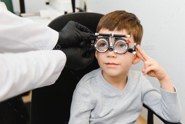 pediatric eye exam in Santa Monica