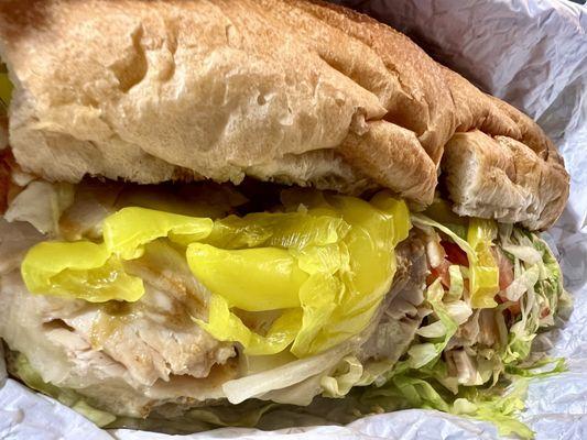 Turkey & Provolone Sandwich (plus banana peppers)