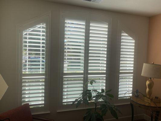 Angle Top Shutters