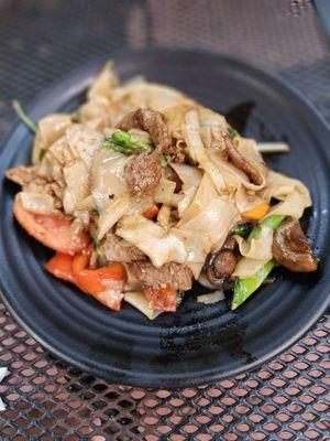 Drunken Noodle