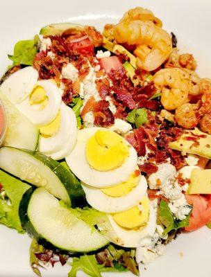 SEAFOOD COBB SALAD (SHRIMP, CRAB & CRAWFISH)